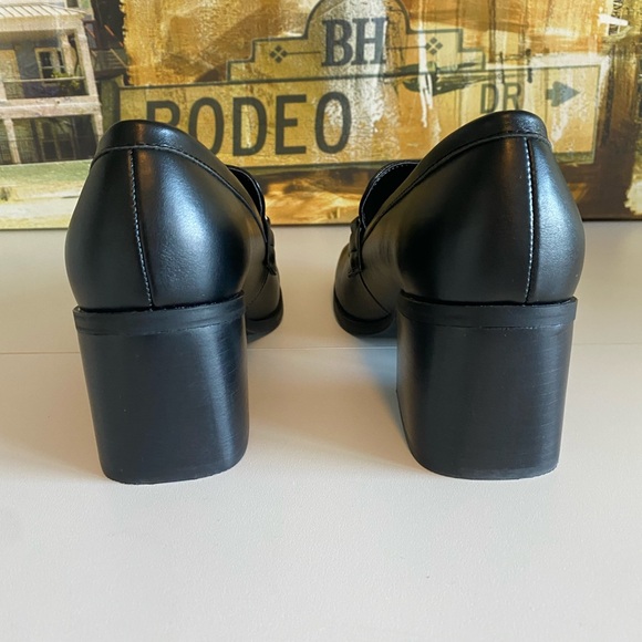 Black loafer with chunky heel - Picture 2 of 5